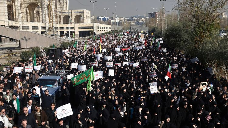 Города Ирана охватила волна самых массовых в десятые годы протестов, фото: businessinsider.com