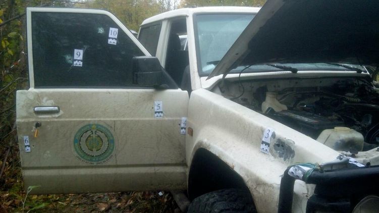 Амину Окуеву расстреляли в этом авто, 30 октября 2017 года, фото: facebook.com/Ротан Крымский 
