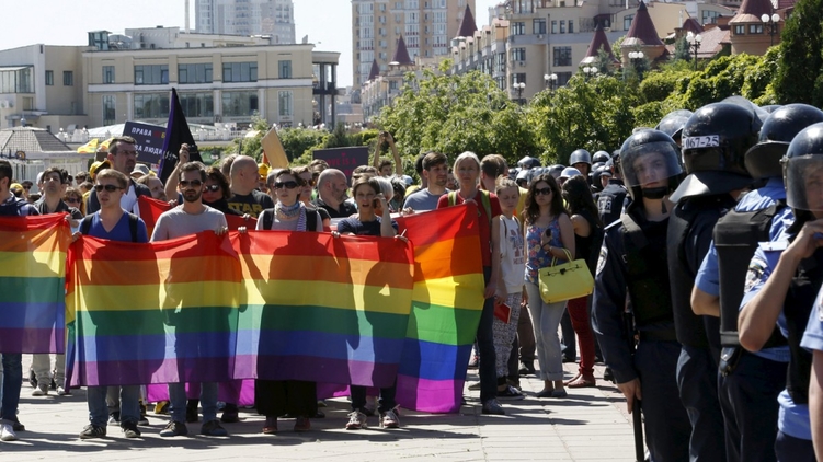 В прошлом году марш шел 20 минут из-за атаки радикалов, фото: inforesist.org