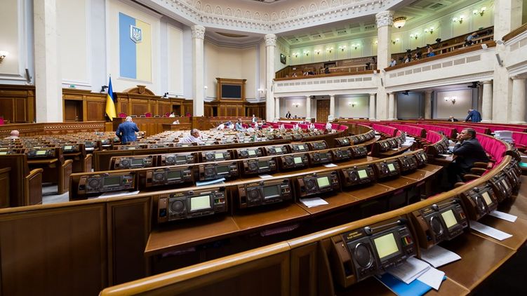 В сессионный зал могут войти несколько депутатских групп, фото: Александр Сенько, facebook.com/Olexandr2013