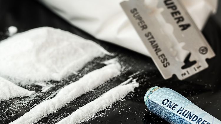 Кокаин могут позволить себе только состоятельные наркоманы. Фото: pixabay.com