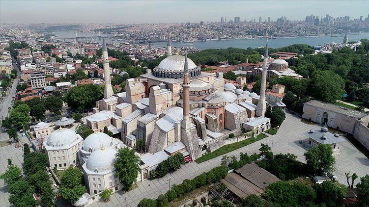 Турки решили вернуть собору-музею статус мечети