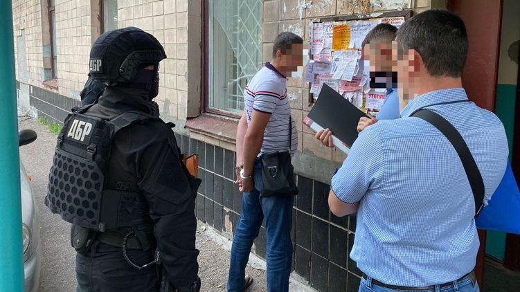 Местного депутата в Черкассах задержали 16 июля. Фото: Офис генпрокурора