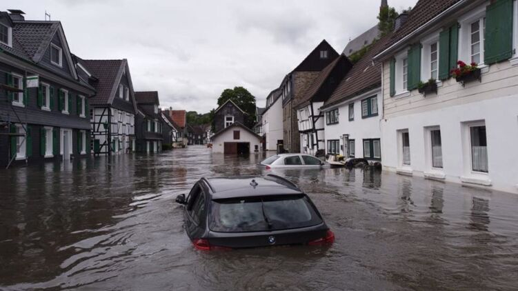 Германию затопило. Фото: David Young/bild.de