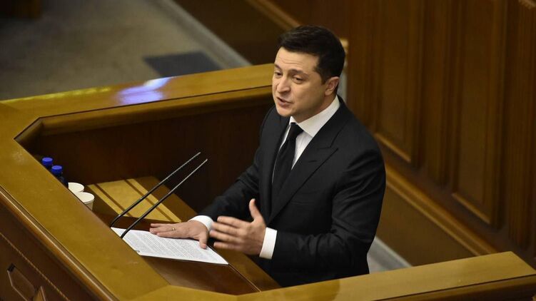 Владимир Зеленский во время выступления в парламенте