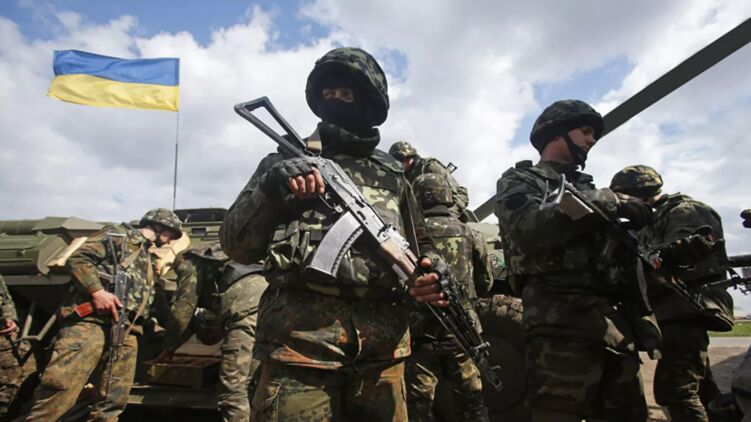 Украинские военные. Фото с сайта Минобороны