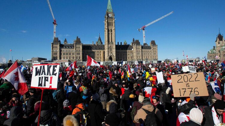 Канаду сотрясают масштабные антиправительственные протесты. Фото: Globe and Mail