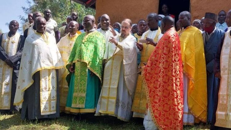 РПЦ в Африке уже отслужила литургию. Фото: Telegram митрополита Леонида 