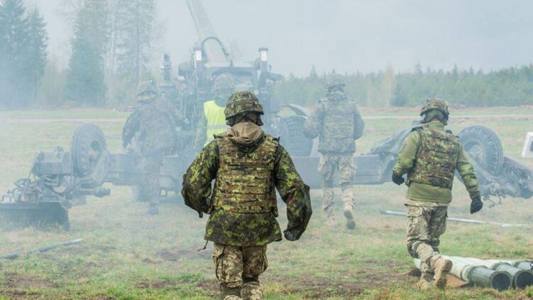 Фото обучения украинских артиллеристов в Эстонии.