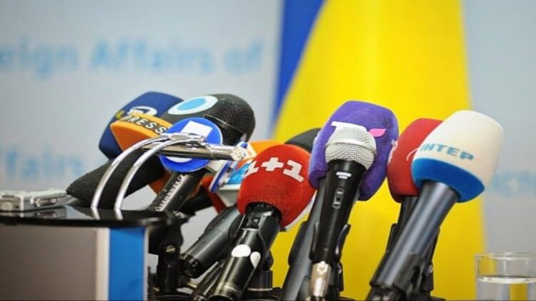 С 31 марта 2023 года все медиа в Украине окажутся под колпаком Нацсовета по телерадиовещанию. Фото из открытых источников