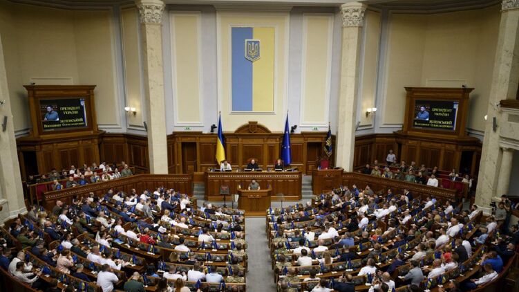 Рада приняла в первом чтении законопроект о медицинской марихуане. Фото: president.gov.ua