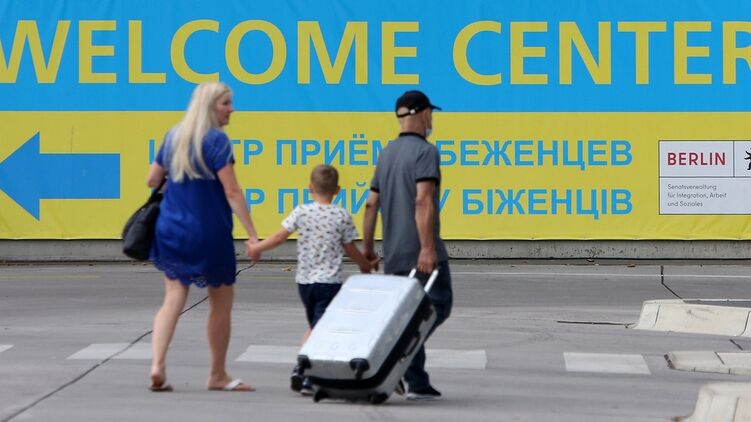 Європа спрощує правила отримання посвідки на проживання для іноземців. Після війни цим можуть скористатися багато українців