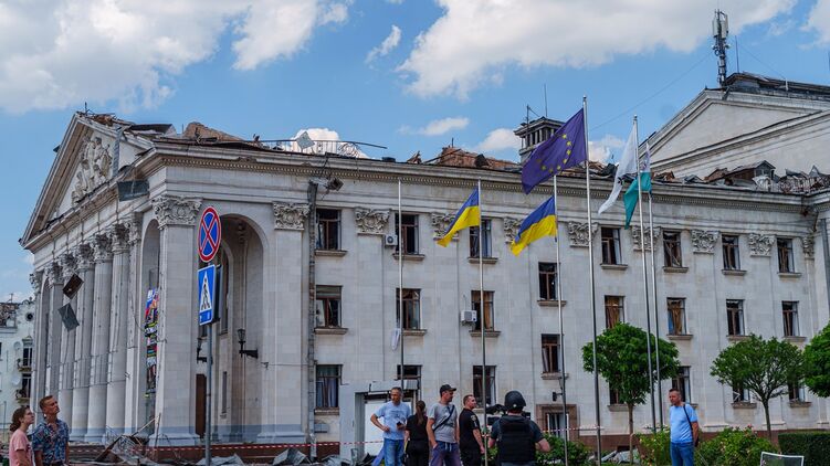 Наслідки удару по Чернігову. Фото 