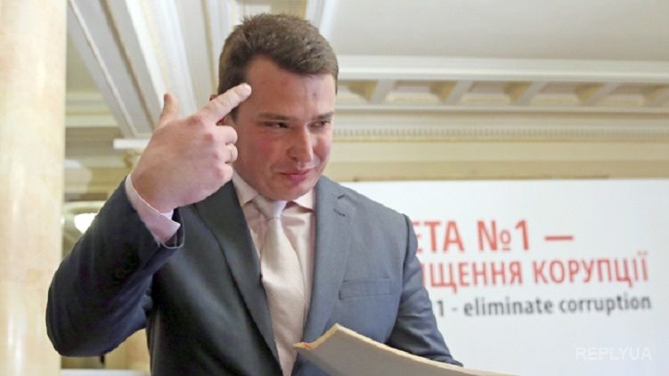 Главный борец с коррупцией Артем Сытник пошел войной на украинские суды, фото: oligarh.org.ua