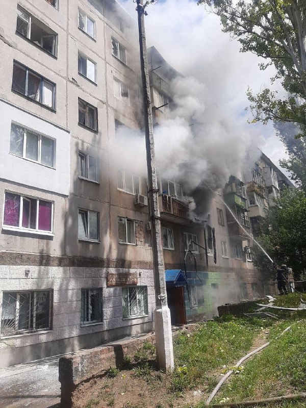 Последствия удара по Краматорску. Фото: ГСЧС