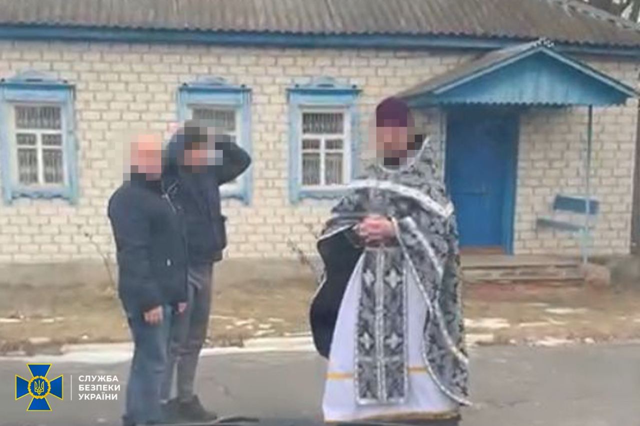 СБУ затримала настоятеля храму УПЦ у Сумській області