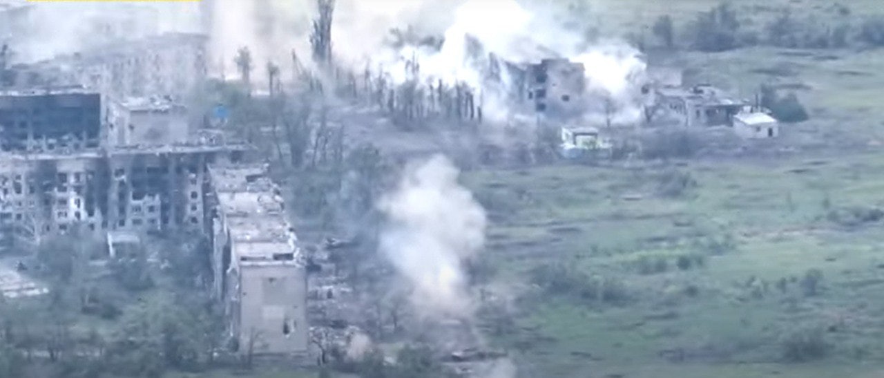 Фото артиллерийские удары по Тошковке в Луганской области