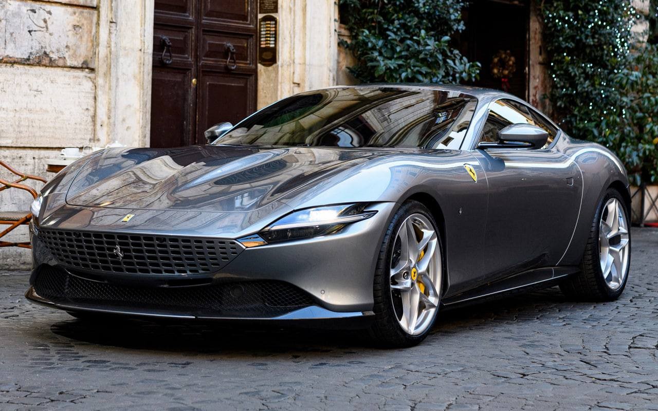 самым дорогим автомобилем, который завезли по этому маршруту во время "нулевой растаможки", оказался Ferrari Roma 2020 за 221,4 тысяч долларов