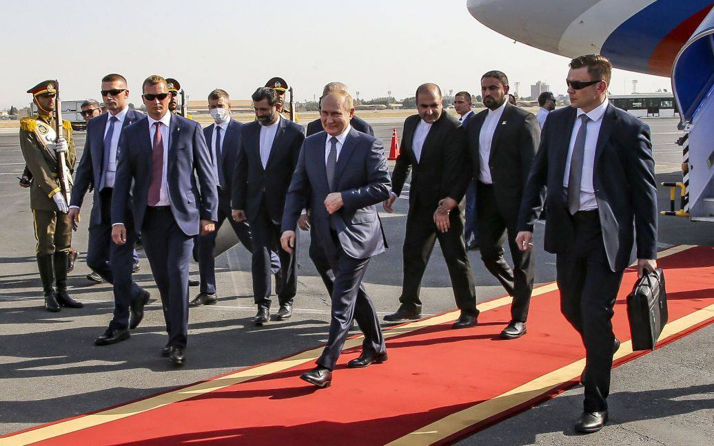 В Тегеран на встречу с президентами Ирана и Турции летал двойник Путина