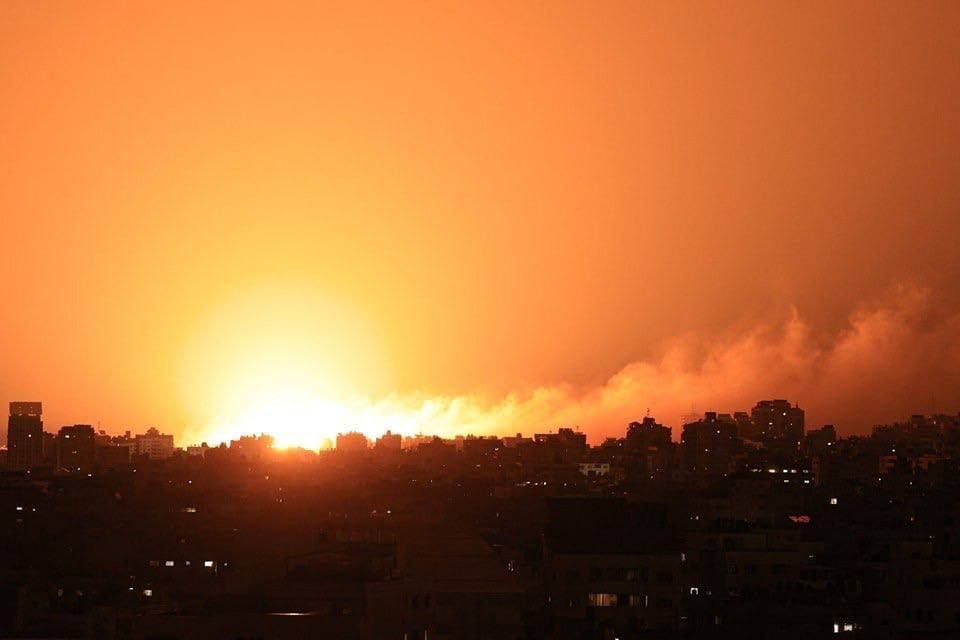Фото новых обстрелов Газы израильской армией