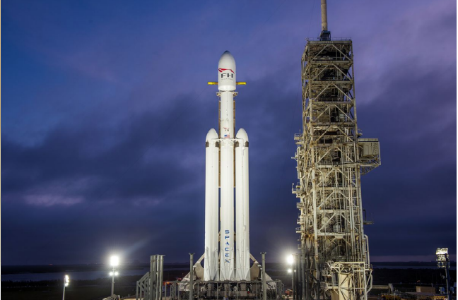 Falcon Heavy на старте