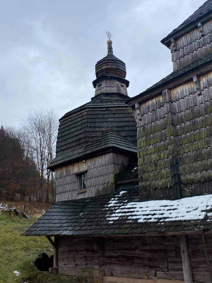 Во Львовской области рушится старая церковь. Скриншот фейсбук-страницы