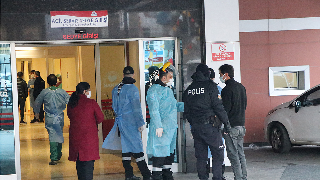 В турецкой больнице взорвался кислородный аппарат больного коронавирусом, погибли люди. Фото: aa.com.tr