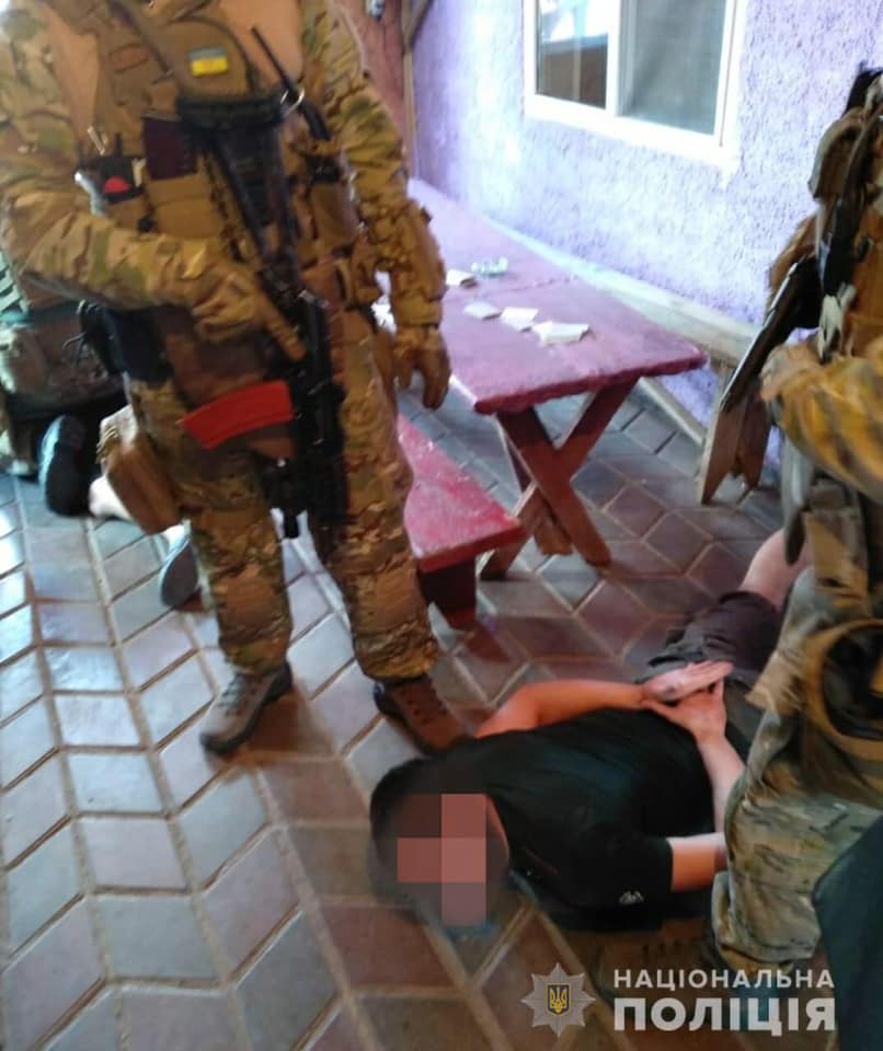 В Днепропетровской области трое иностранцев напали на семью пенсионеров. Фото: Нацполиция