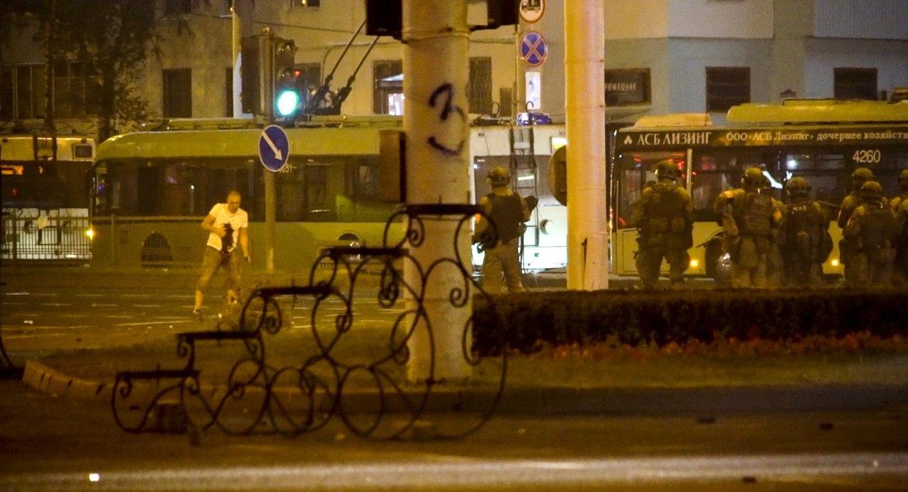 Associated Press опубликовало предсмертное фото раненого во время протестов в Минске Тарайковского. Фото: АР