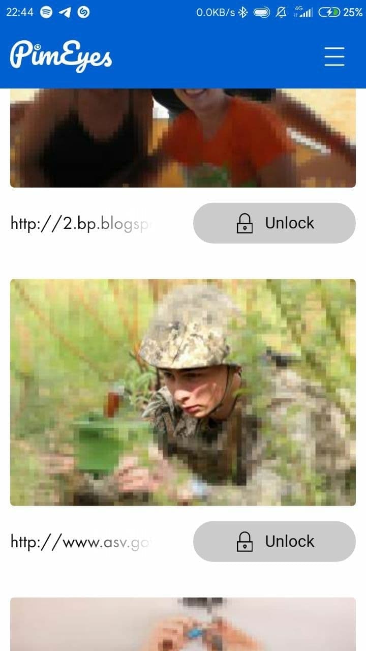 "Пи@датая пепельница". Солдат ВСУ снял видео, на котором он тушит окурок об простреленную голову кота. Скриншот