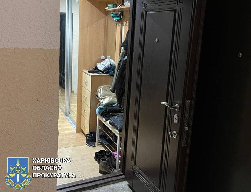 Харьковская областная прокуратура опубликовала фото из квартиры на Академика Павлова, где произошла трагедия