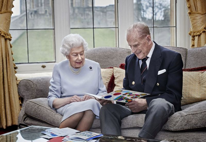 Елизавета II и герцог Эдинбургский Филипп 20 ноября отмечают 73-ю годовщину свадьбы. Фото: facebook.com/TheBritishMonarchy