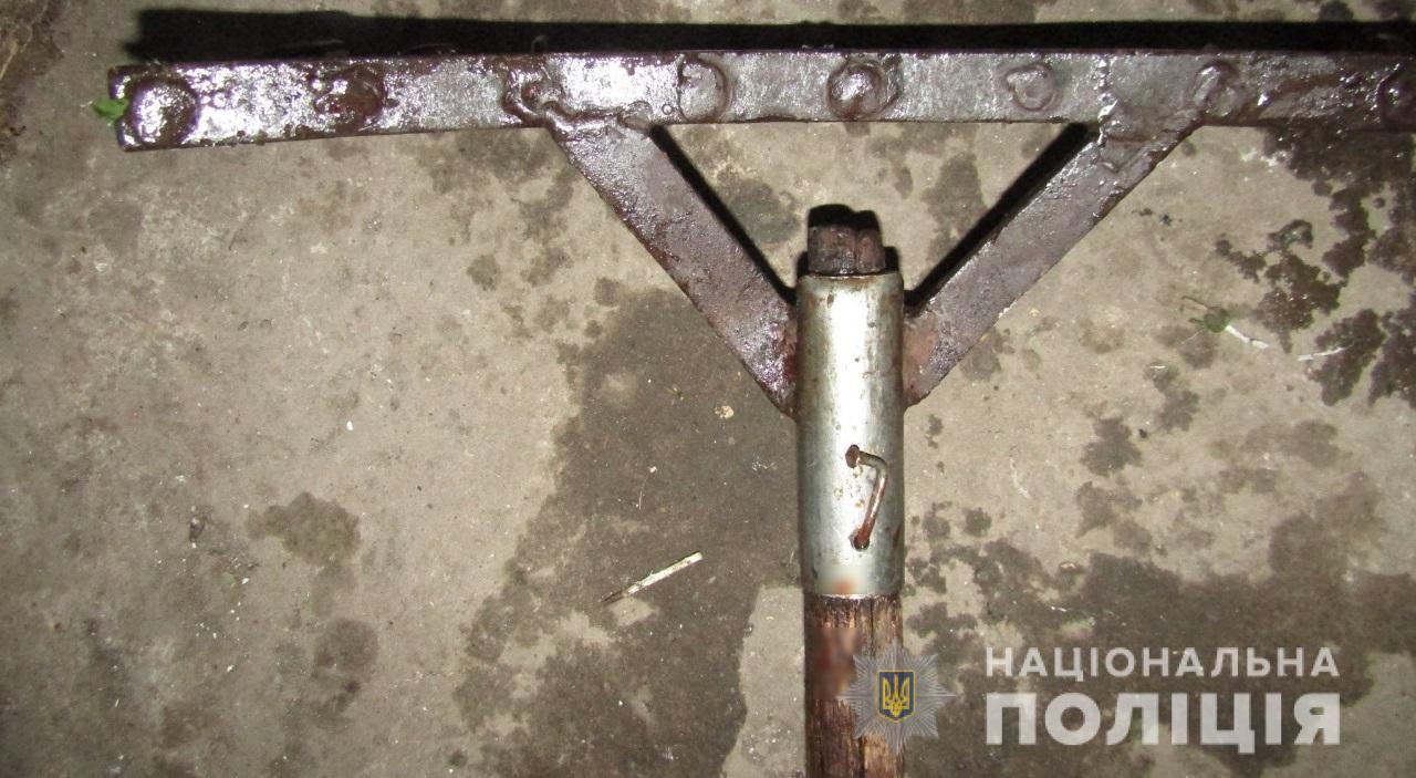 В Киевской области бывший "атошник" забил свою бабушку граблями до смерти. Фото: Нацполиция