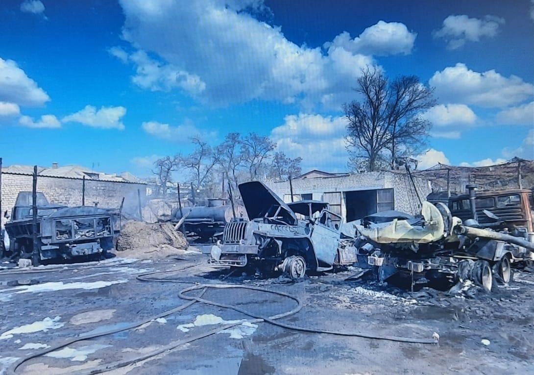 В Рубежном загорелся бензобак автомобиля. Скриншот из фейсбука штаба ООС