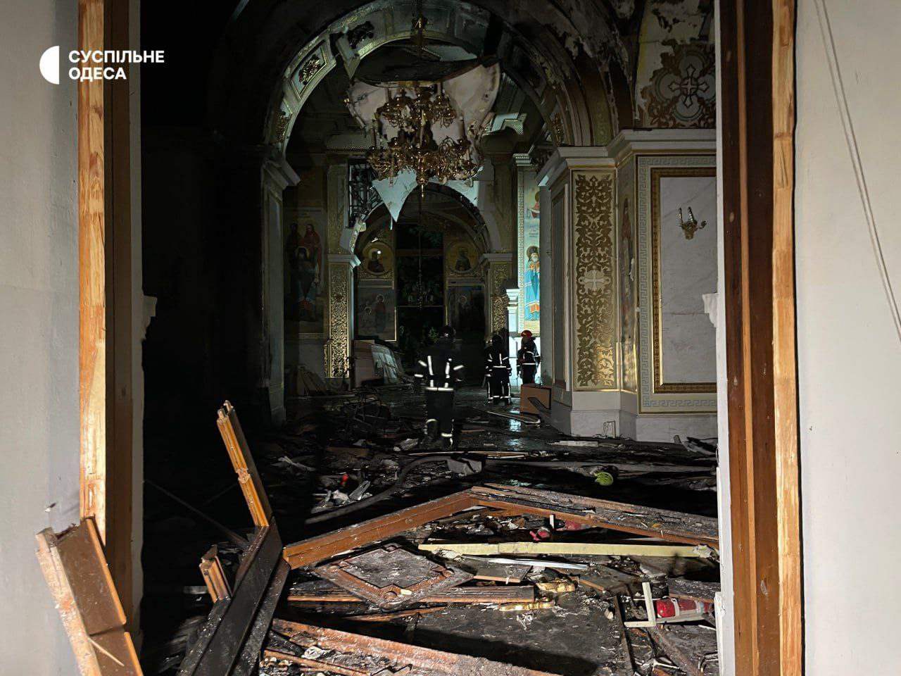 Разрушения в Спасо-Преображенском соборе Одессы после ракетного удара