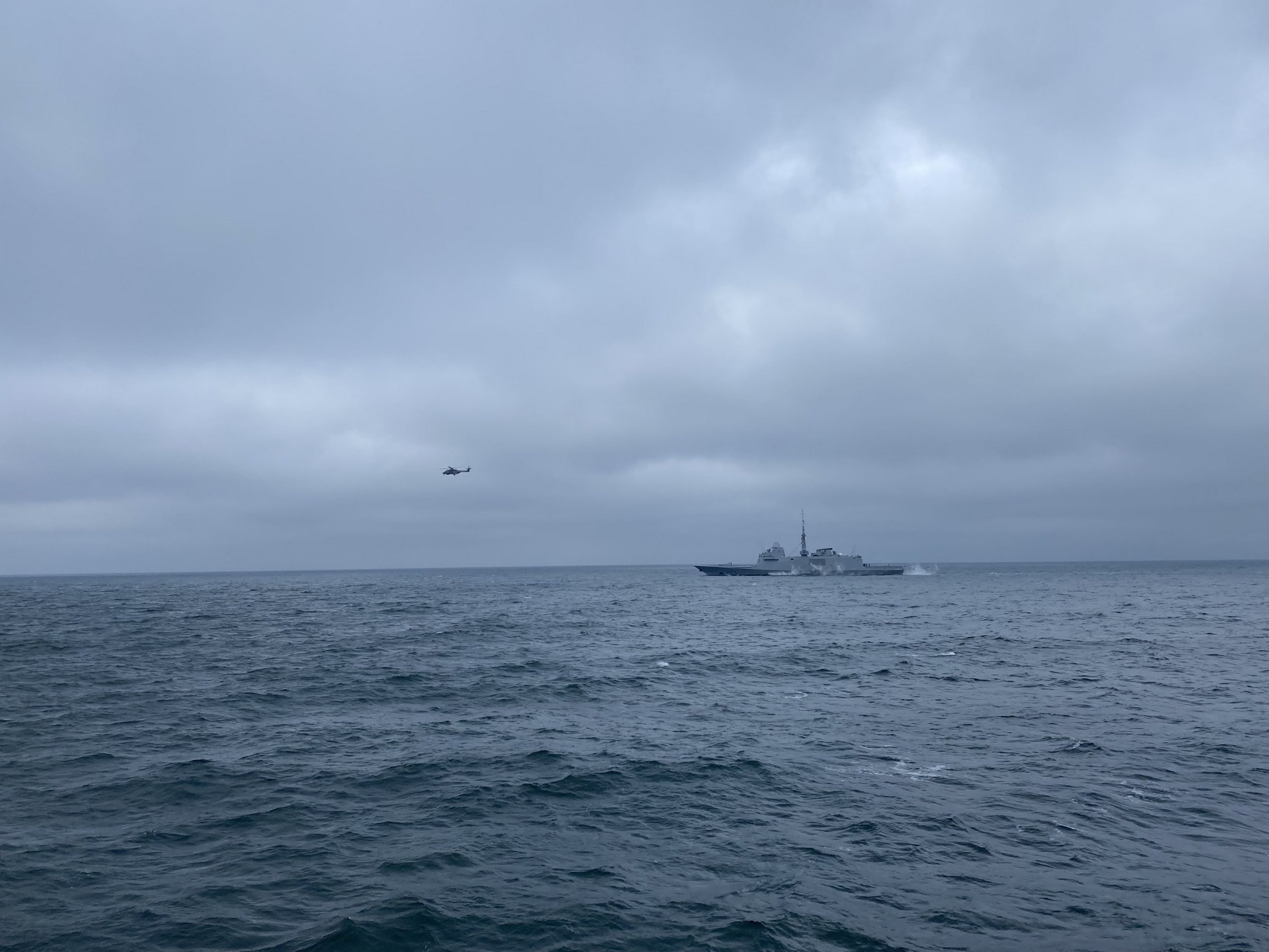 Корабли Украины и Франции провели совместные учения в Черном море. Фото: facebook.com/navy.mil.gov.ua 
