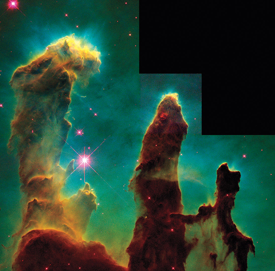 Один из наиболее известных снимков космических столбов пыли и газа (Pillars of Creation), 1995 год
Фото: NASA